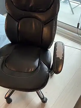 1714914111 online show from October 7, 2:51 pm