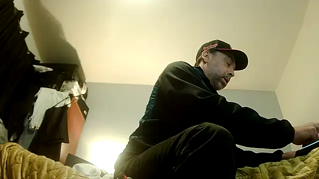 Wolfeman74 online show from March 9, 9:40 pm