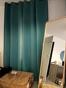 Daisy Michto Officiel online show from February 6, 1:12 am