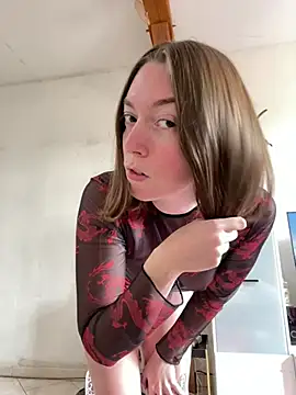 Daisy Michto Officiel online show from February 20, 12:57 pm