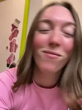 Daisy Michto Officiel online show from March 18, 1:57 am