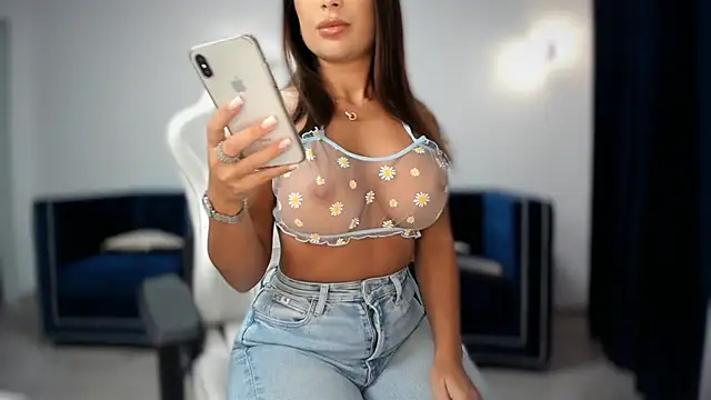 Snapshot of _missperfection_ chatting on October 16, 1:58 am missperfection online show from October 16, 1:58 am