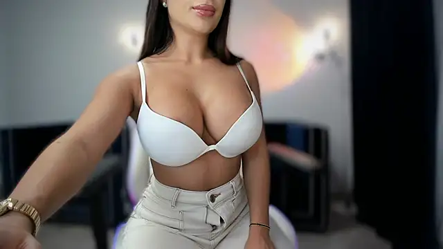  missperfection  online show from January 10, 2:51 am