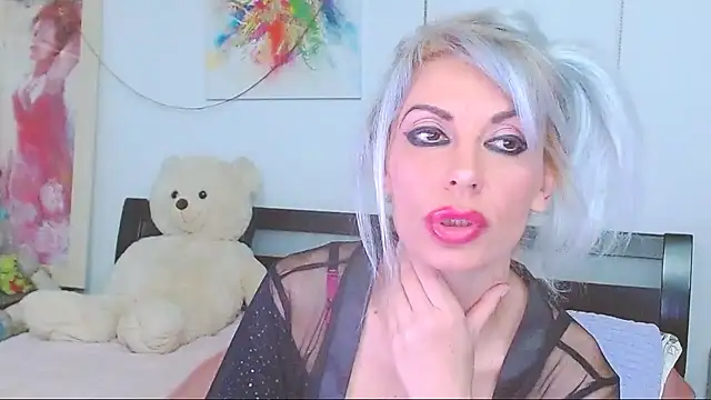 HoneyLara online show from March 13, 10:37 pm