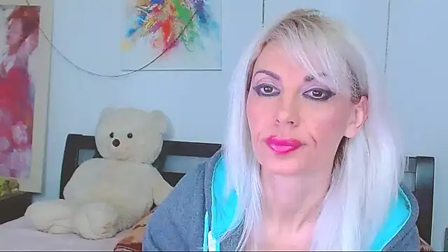 HoneyLara online show from February 26, 12:54 am