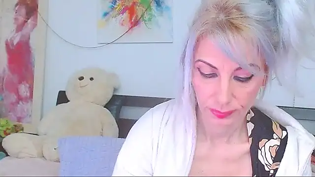 HoneyLara online show from March 14, 10:38 pm