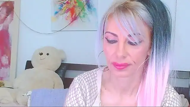 HoneyLara online show from March 15, 8:38 pm