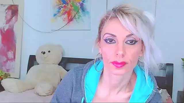 HoneyLara online show from March 1, 9:48 pm