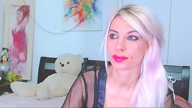 HoneyLara online show from November 3, 3:34 am