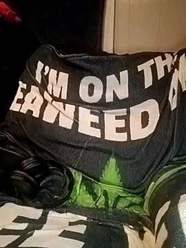 ShadowyTube online show from April 18, 5:10 am