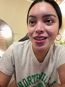 HotstuffCherrySummer online show from January 15, 9:12 am