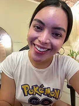 HotstuffCherrySummer online show from March 21, 9:25 am