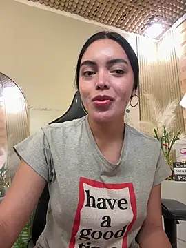 HotstuffCherrySummer online show from April 19, 11:00 am