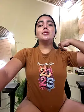 HotstuffCherrySummer online show from October 24, 9:30 am