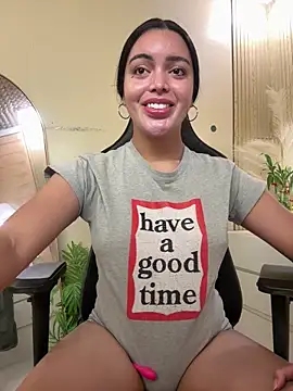 HotstuffCherrySummer online show from February 7, 9:28 am