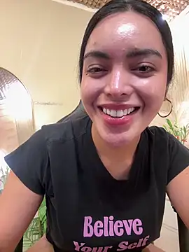 HotstuffCherrySummer online show from February 26, 9:31 am