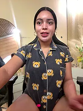 HotstuffCherrySummer online show from January 13, 9:57 am