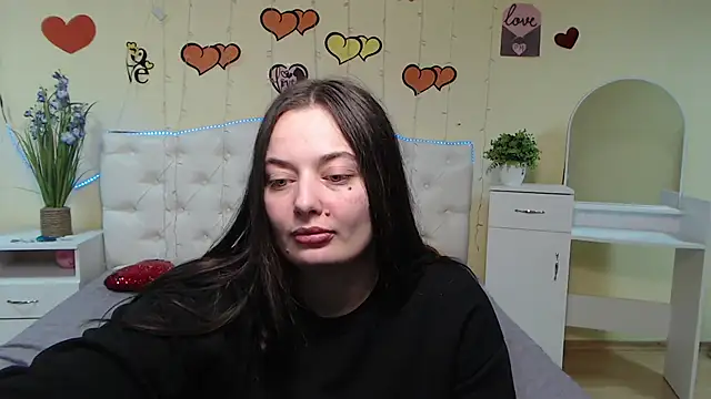 Snapshot of MilanaPrice chatting on February 10, 9:36 pm MilanaPrice online show from February 10, 9:36 pm