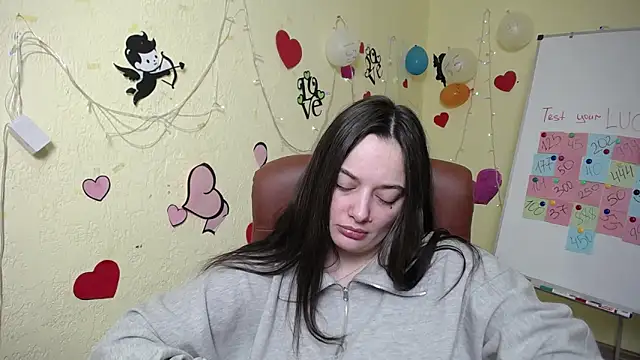 Snapshot of MilanaPrice chatting on February 20, 1:03 am MilanaPrice online show from February 20, 1:03 am