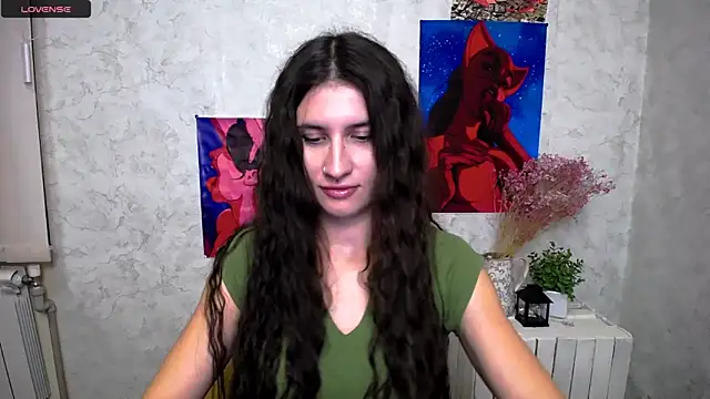 Snapshot of MaryEm976 chatting on October 3, 8:49 am MaryEm976 online show from October 3, 8:49 am