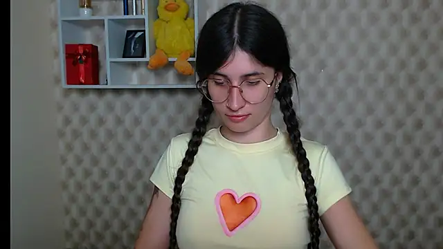 MaryEm976 online show from June 2, 6:24 am
