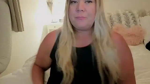 JESS LOVES online show from September 26, 2:18 am