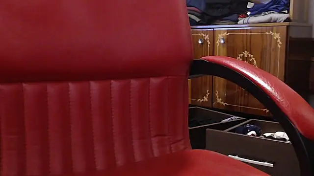 Snapshot of Mrprecum chatting on October 29, 8:41 pm Mrprecum online show from October 29, 8:41 pm