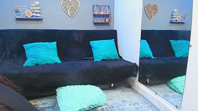 Snapshot of kateadams1 chatting on March 8, 2:04 am kateadams1 online show from March 8, 2:04 am