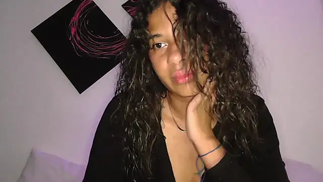 Snapshot of dark_enchantress_ chatting on October 27, 11:49 pm dark enchantress online show from October 27, 11:49 pm