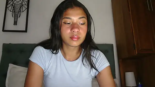 Snapshot of dark_enchantress_ chatting on October 4, 11:50 pm dark enchantress online show from October 4, 11:50 pm