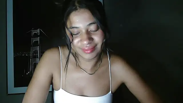 dark enchantress  online show from February 7, 1:02 am