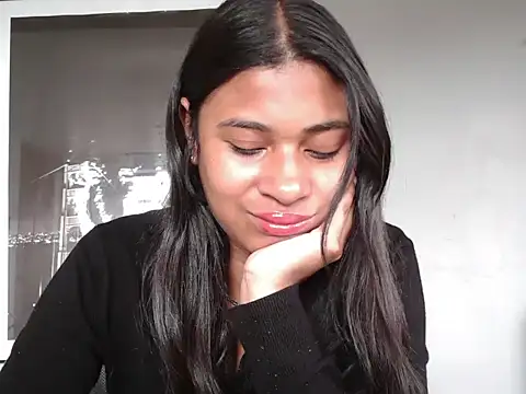 dark enchantress  online show from January 7, 8:14 pm