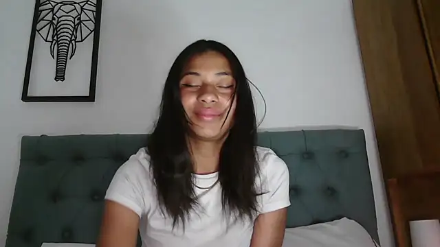 Snapshot of dark_enchantress_ chatting on October 16, 5:16 am dark enchantress online show from October 16, 5:16 am