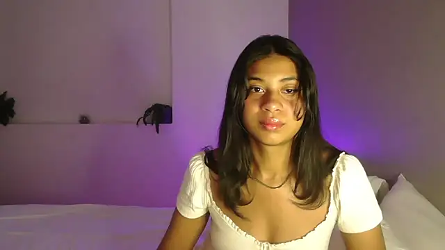 Snapshot of dark_enchantress_ chatting on September 12, 12:00 am dark enchantress online show from September 12, 12:00 am