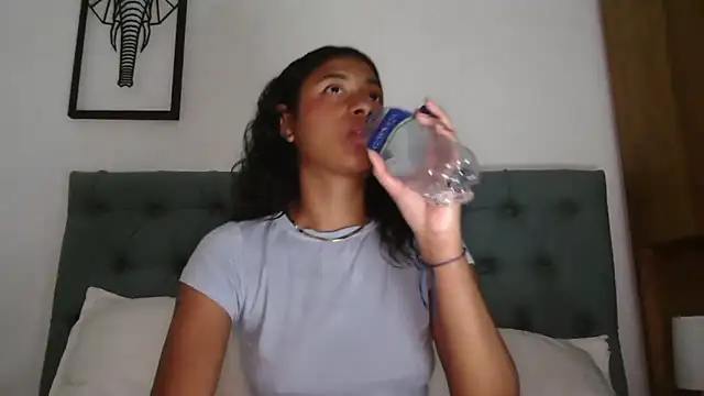 Snapshot of dark_enchantress_ chatting on October 12, 1:07 am dark enchantress online show from October 12, 1:07 am