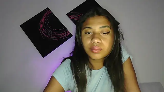 Snapshot of dark_enchantress_ chatting on October 19, 8:55 pm dark enchantress online show from October 19, 8:55 pm