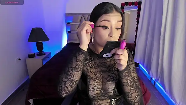 Snapshot of cristie_ortiz chatting on November 18, 11:37 pm cristie ortiz online show from November 18, 11:37 pm