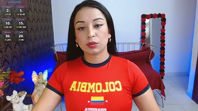 cristie ortiz online show from June 17, 8:08 pm