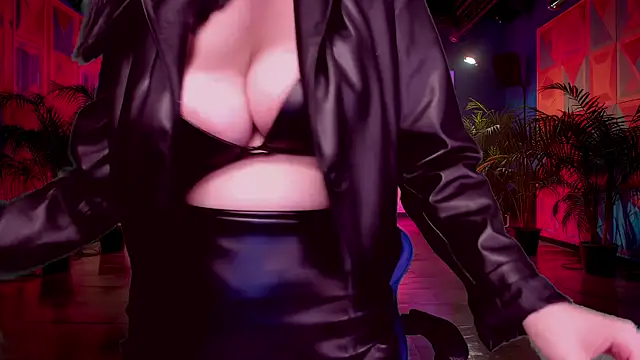 RoseBlooom online show from October 5, 10:17 am