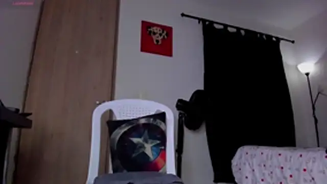 Cloudy pigDude online show from April 24, 4:03 am