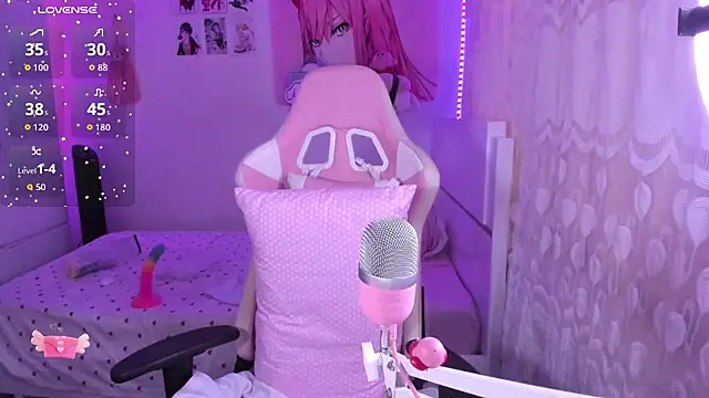 mia kawaii05 online show from September 10, 8:19 pm