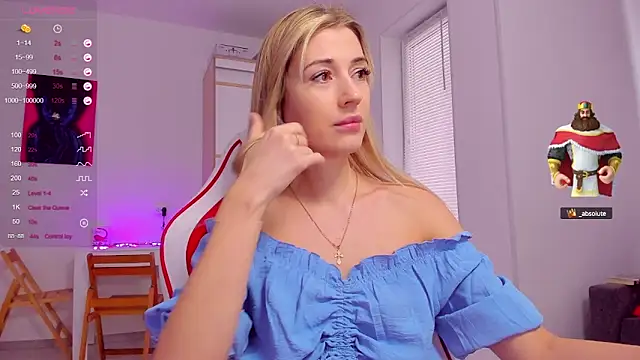 HotCarolineXO online show from February 2, 12:24 pm