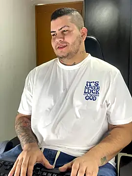 Thomas chubbyxhot online show from November 7, 1:21 am