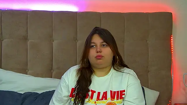 LillianKim online show from September 18, 6:33 pm