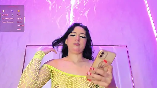 Snapshot of zarahfoster chatting on November 28, 3:34 pm zarahfoster online show from November 28, 3:34 pm