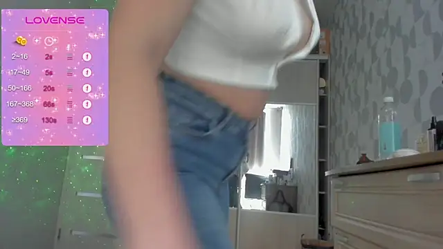 92yourbitch922 online show from April 15, 9:15 am