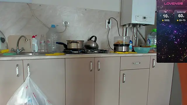 92yourbitch922 online show from October 2, 5:33 am