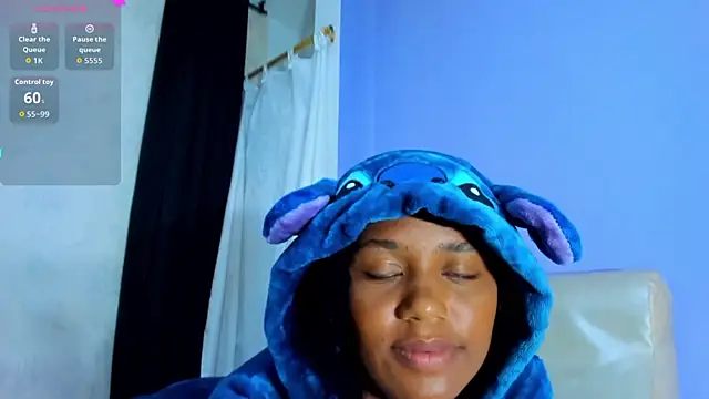 MAILYN ER online show from November 11, 8:03 pm