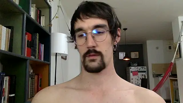 Snapshot of fazzbinderr chatting on October 22, 9:24 pm fazzbinderr online show from October 22, 9:24 pm