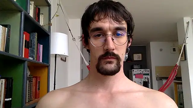 Snapshot of fazzbinderr chatting on October 19, 10:12 pm fazzbinderr online show from October 19, 10:12 pm